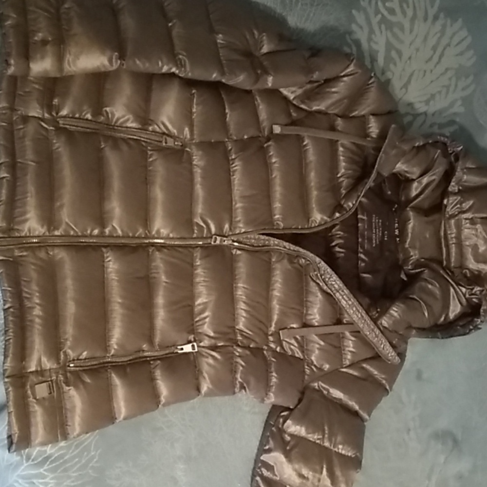 Andrew Marc Packable lightweight premium down coat